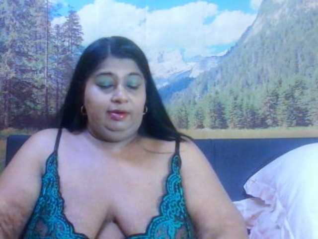 indianhoney's BongaCams show and profile
