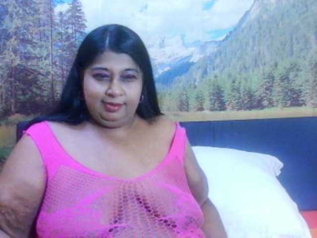 indianhoney's BongaCams show and profile