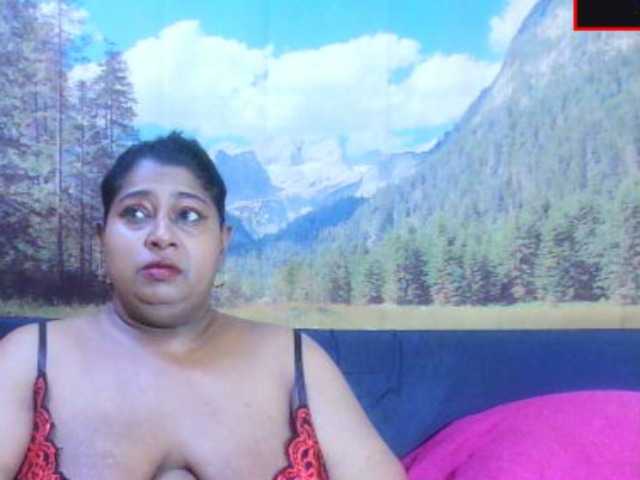 Webcam performer Indianhoney online show Indianhoney