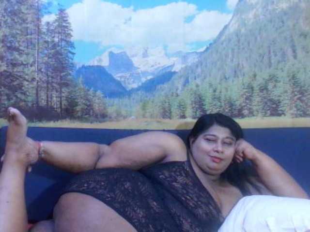 indianhoney's BongaCams show and profile