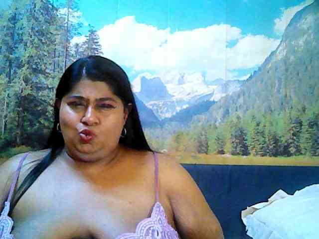 Indianhoney webcam
