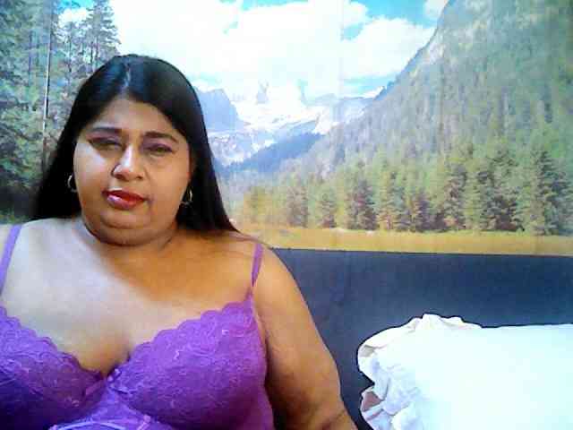 indianhoney Live Webcam on BongaCams