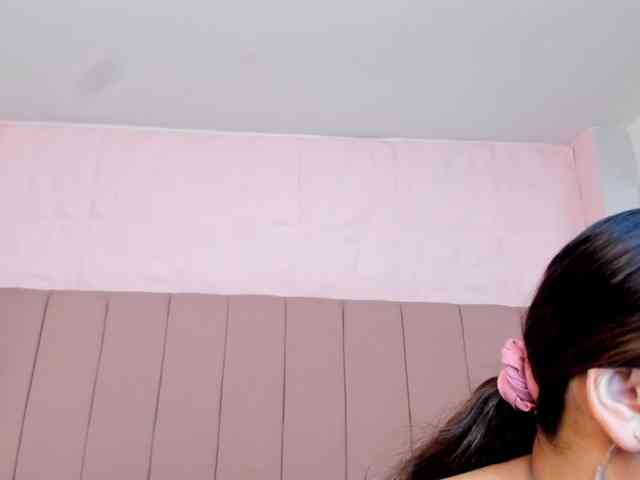 MollyBigboobs webcam
