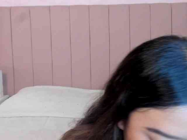 MollyBigboobs webcam