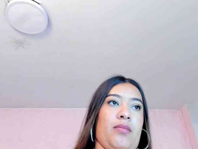 MollyBigboobs webcam