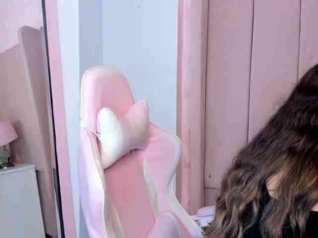 MollyBigboobs webcam