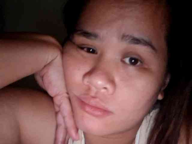 Rubie143 webcam