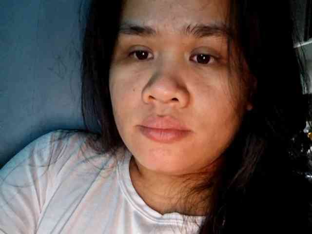 Rubie143 webcam