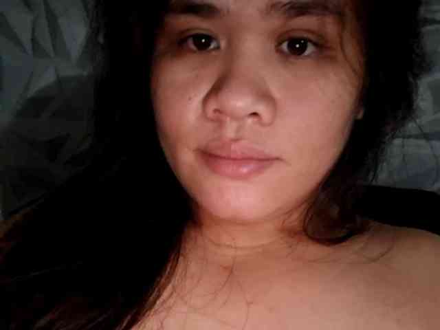 Rubie143 webcam