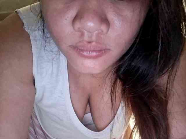 Rubie143 webcam