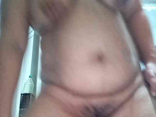 Rubie143 webcam