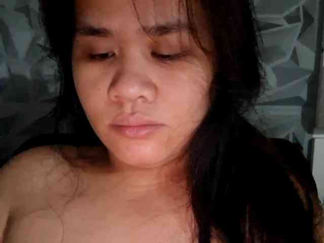 Rubie143 webcam
