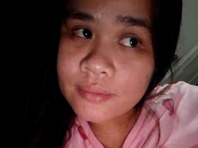 Rubie143 webcam