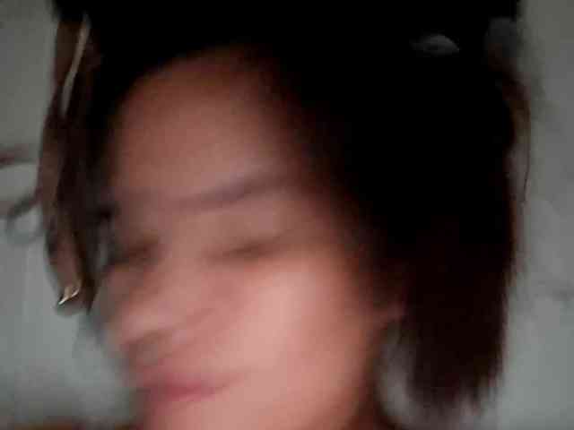 Rubie143 webcam