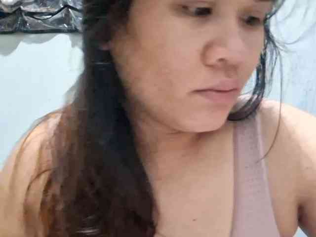 Rubie143 webcam