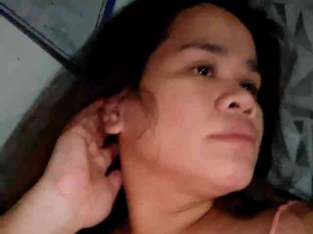 Rubie143 webcam
