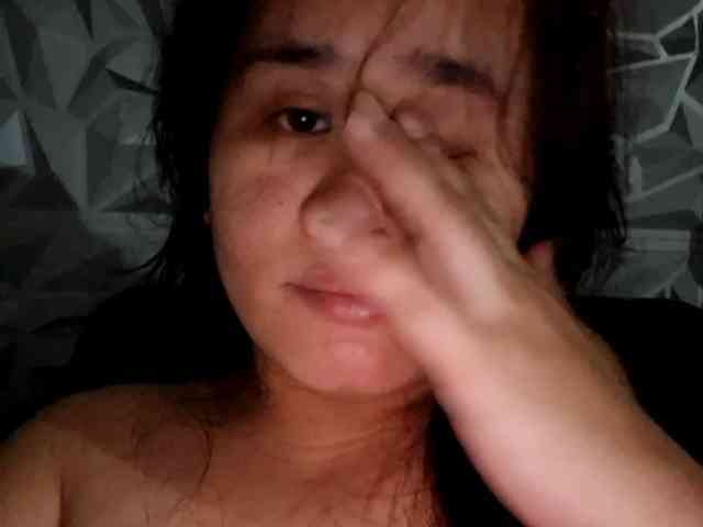 Rubie143 webcam