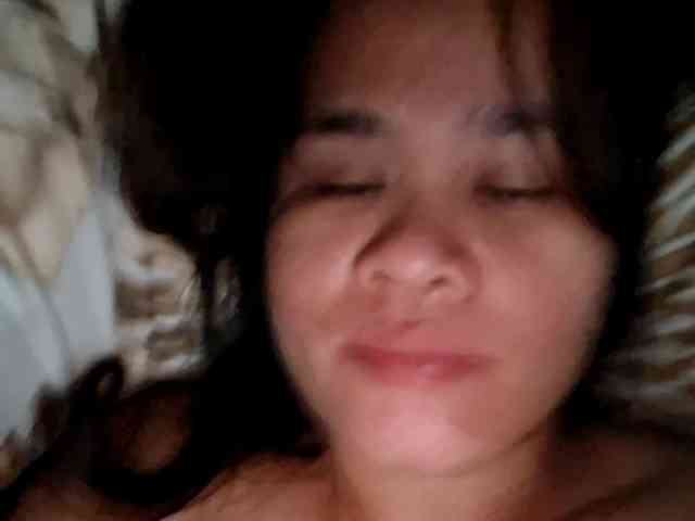 Rubie143 webcam