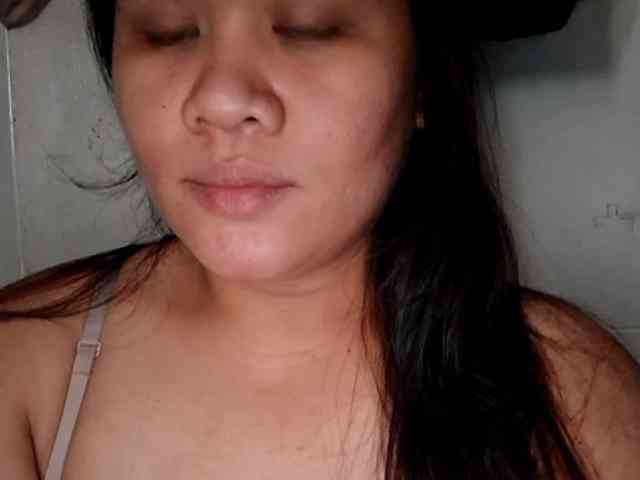 Rubie143 webcam