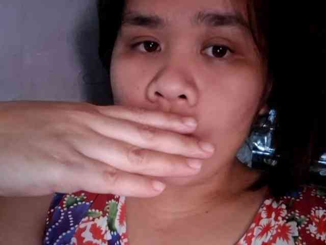 Rubie143 webcam