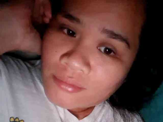 Rubie143 webcam