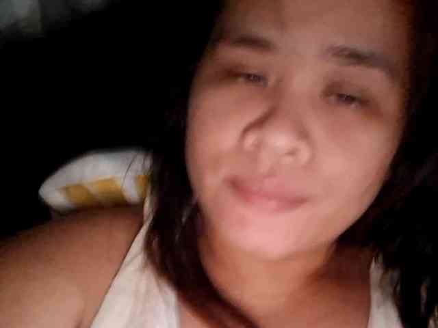 Rubie143 webcam