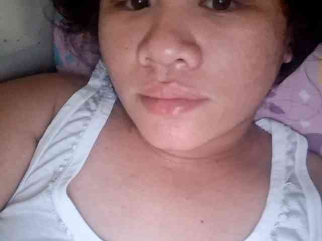 Rubie143 webcam