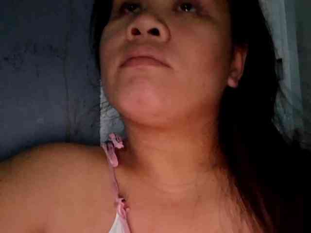 Rubie143 webcam