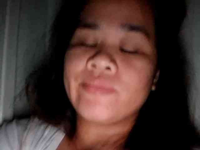 Rubie143 webcam