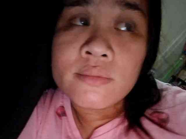 Rubie143 webcam