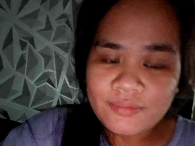 Rubie143 webcam