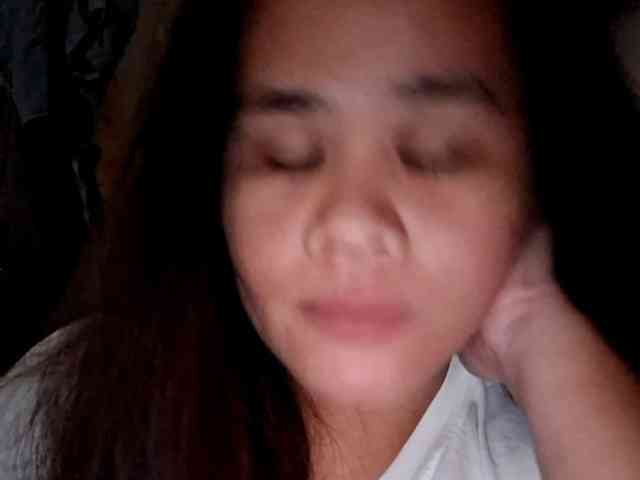 Rubie143 webcam