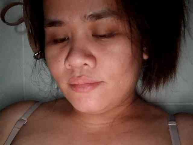 Rubie143 webcam