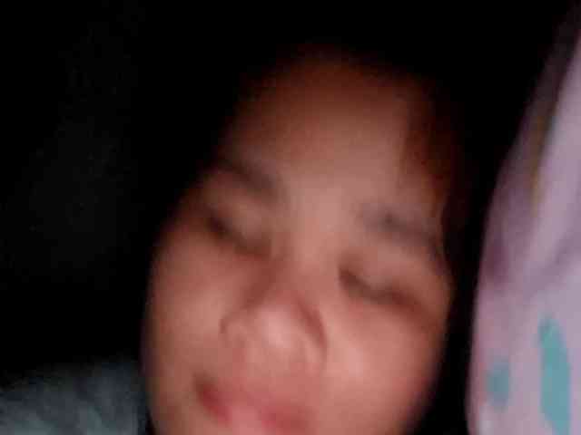 Rubie143 webcam