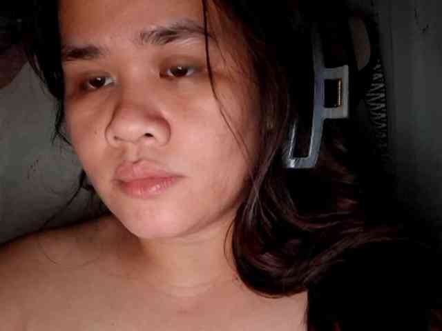 Rubie143 webcam