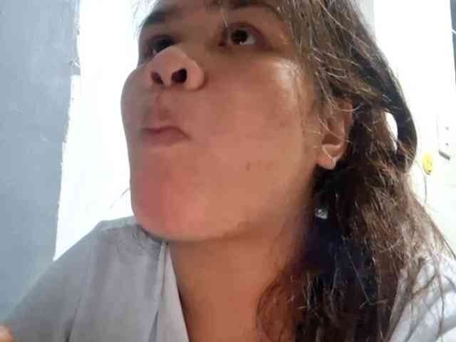 Rubie143 webcam