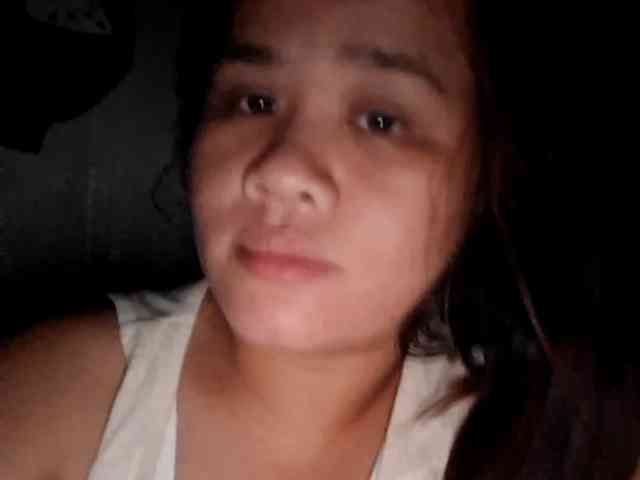Rubie143 webcam
