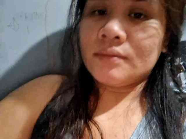 Rubie143 webcam