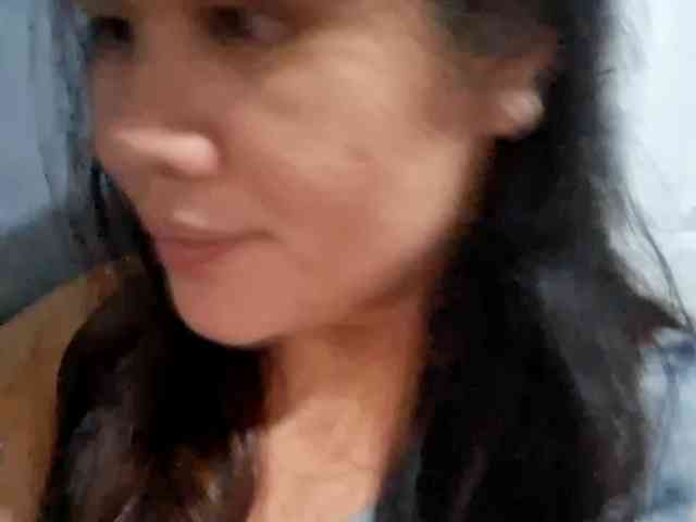 Rubie143 webcam