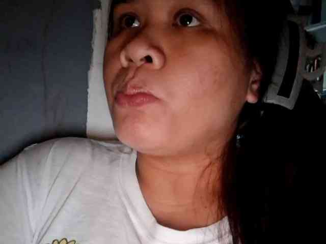 Rubie143 webcam