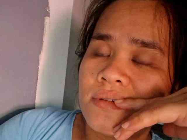 Rubie143 webcam