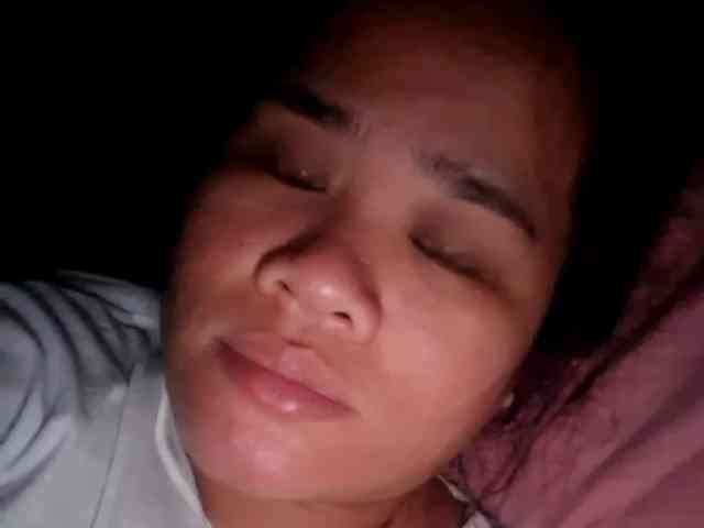 Rubie143 webcam