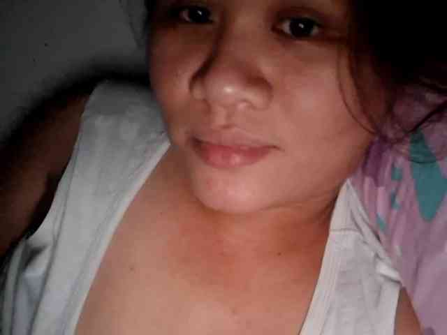 Rubie143 webcam