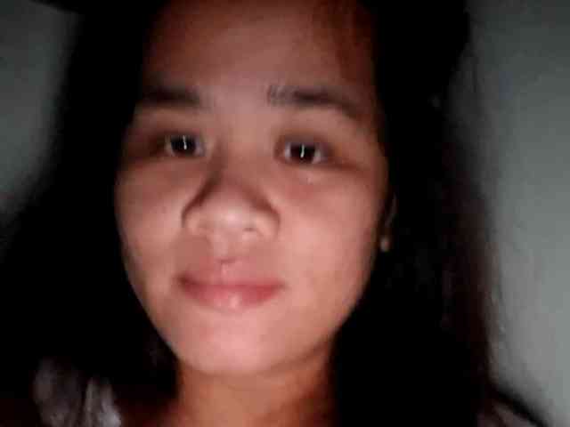 Rubie143 webcam