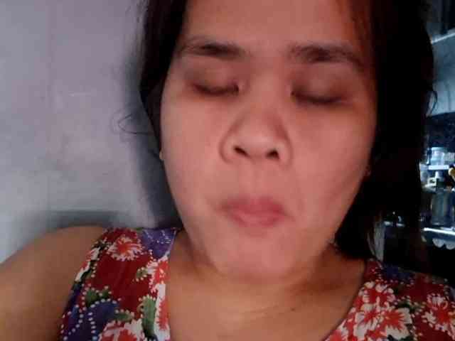 Rubie143 webcam