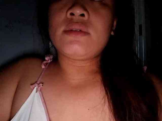 Rubie143 webcam