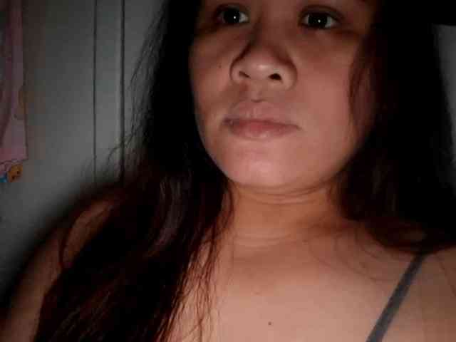 Rubie143 webcam