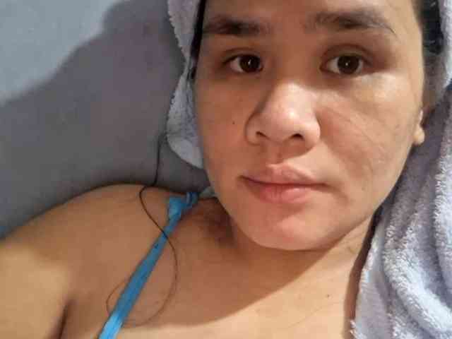Rubie143 webcam