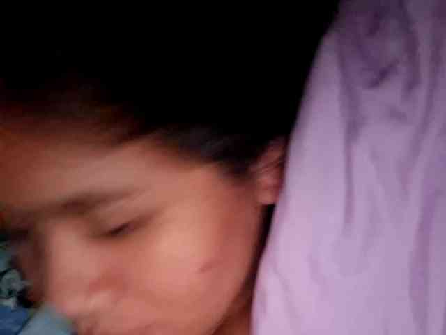 Rubie143 webcam