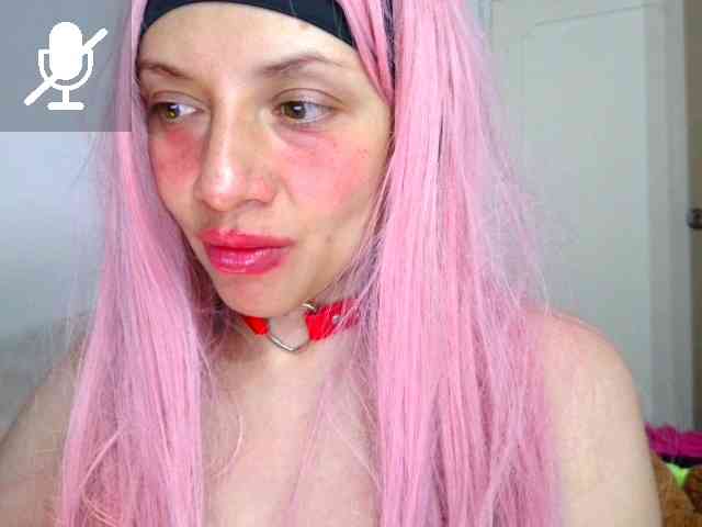 HotSpaceGirl webcam